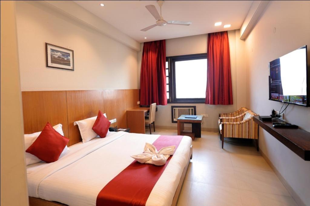 Hotel The Amaris Rishīkesh Εξωτερικό φωτογραφία